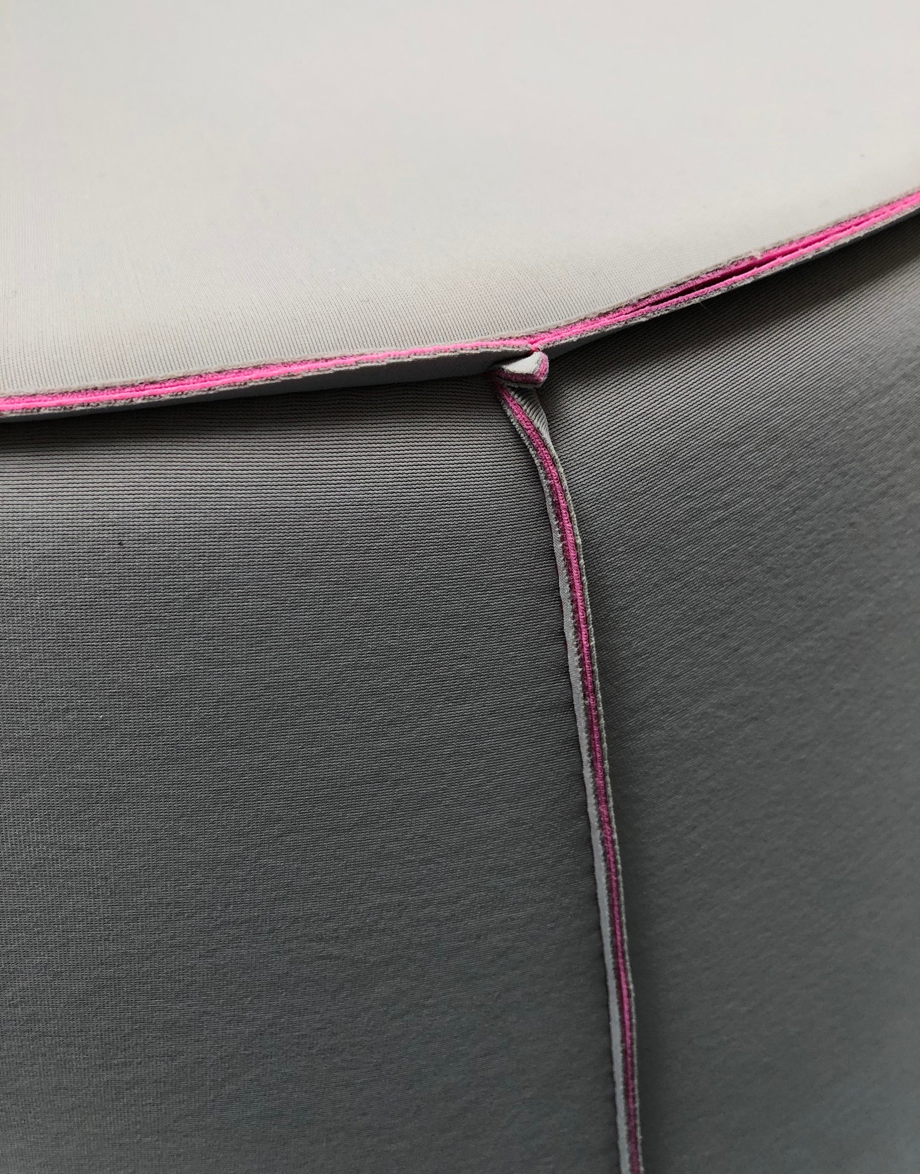 Pouff conico "Joker" tessuto lux