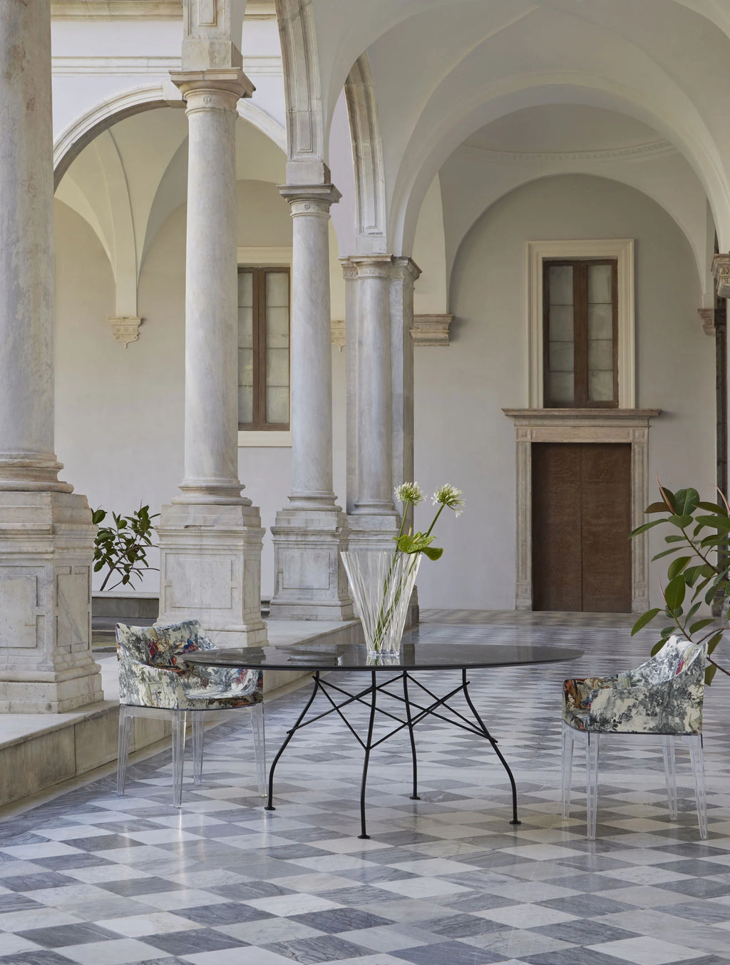 Glossy marmo ovale | Antonio Citterio con Oliver Löw