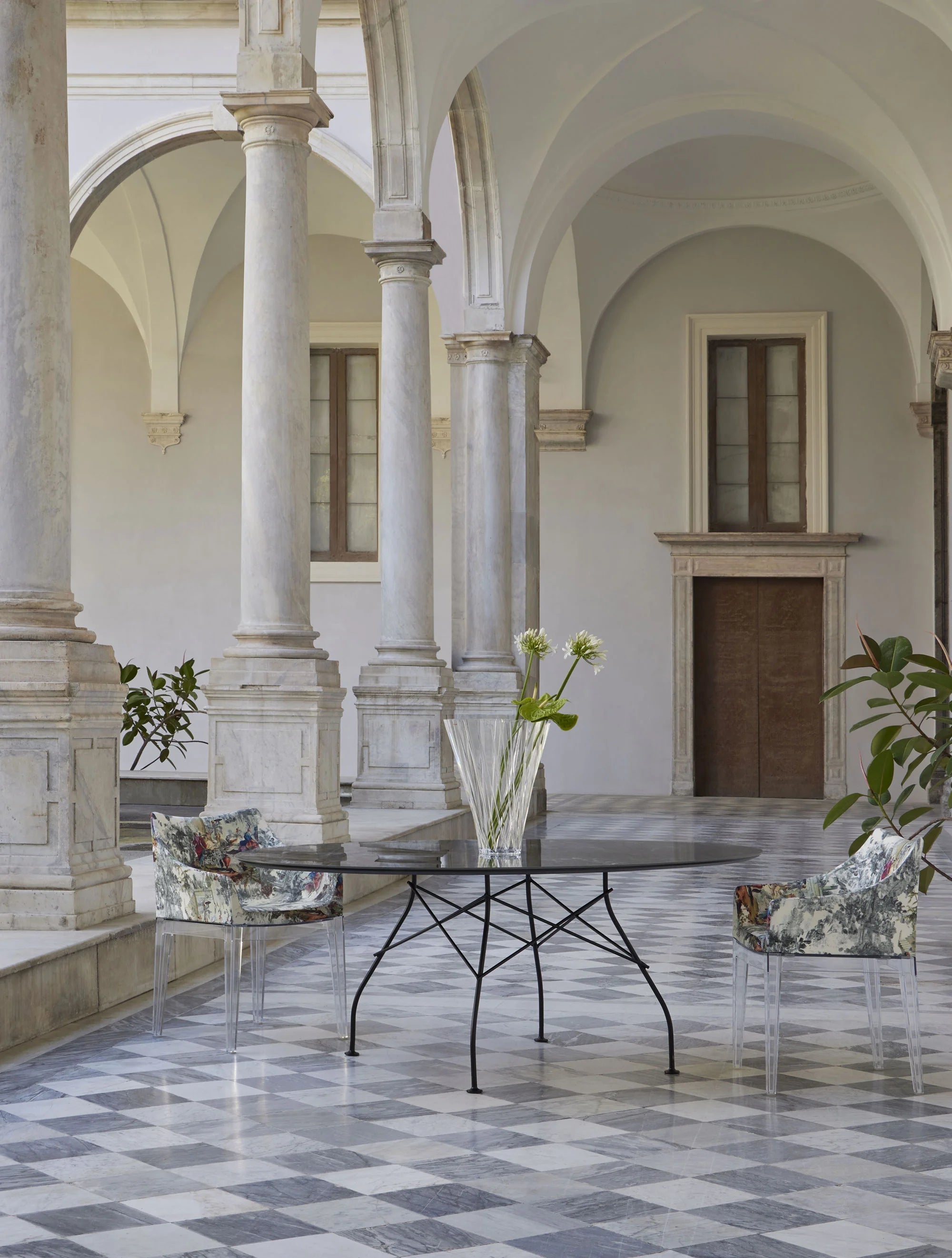 Glossy marmo ovale | Antonio Citterio con Oliver Löw